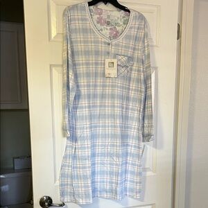 NWT! Karen Neuburger Plaid Long Sleeve Nightgown - Size L